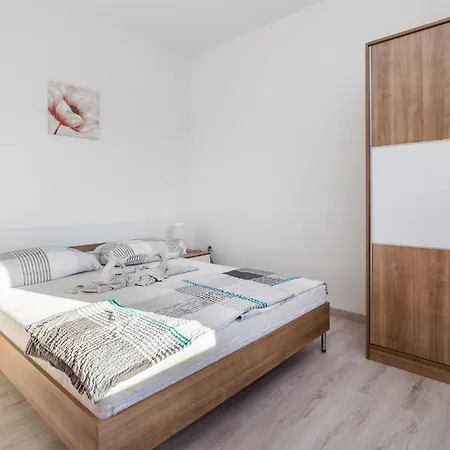 2 Bedroom In