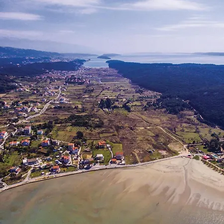 2 Bedroom Gorgeous In Kampor